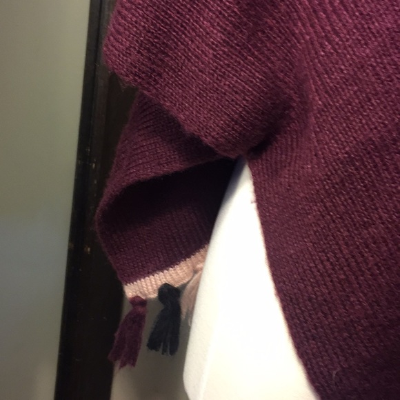 Cozy purple poncho(!) - Picture 3 of 4